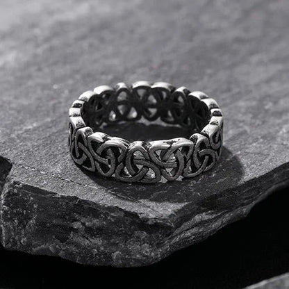 Nordic Triquetra Triangle Concise Ring