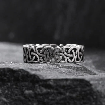 Nordic Triquetra Triangle Concise Ring