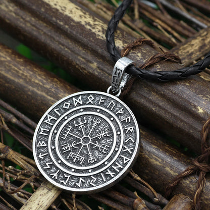 Vegvisir Rune Round Necklace