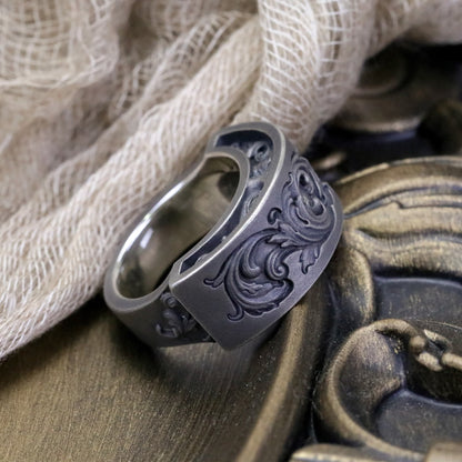 Dark Eye Engraved Ring