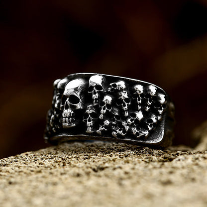 Underworld Skull Horde Ring